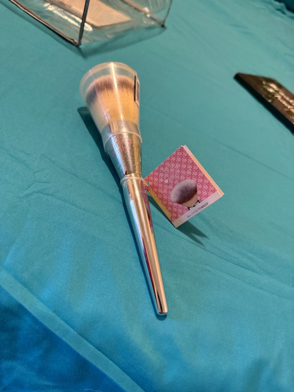 IT Cosmetics Love Beauty Fully All Over Powder Brush #211 New Makeup Brush